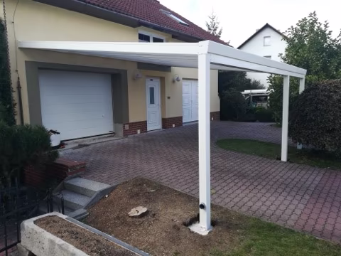 PROFI hliníkový přístřešek na auto, realizace 153