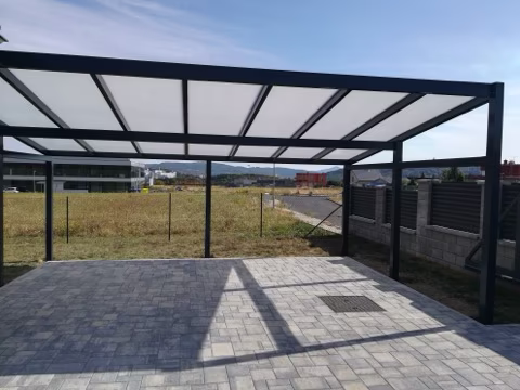 PROFI hliníkový přístřešek na auto, realizace 47