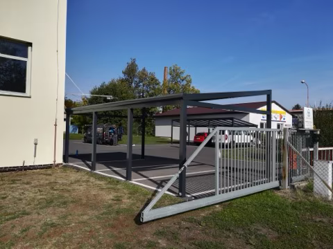 PROFI hliníkový přístřešek na auto, realizace 74