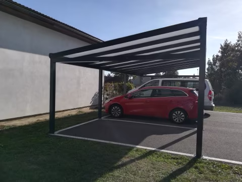 PROFI hliníkový přístřešek na auto, realizace 85