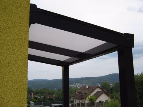 Hliníkový přístřešek nad dveře, realizace 26