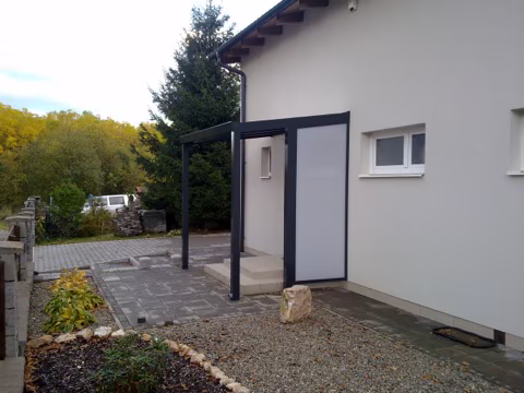 Hliníkový přístřešek nad dveře, realizace 46