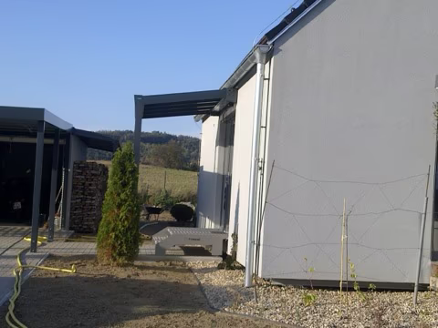 Hliníkový přístřešek nad dveře, realizace 54