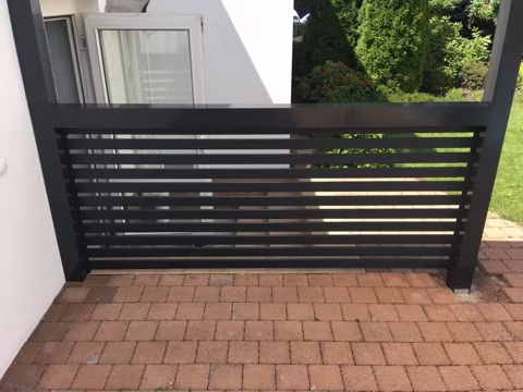 Hliníkový plot Lamela 60, realizace 19