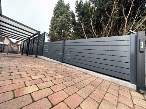 Hliníkový plot, realizace 3