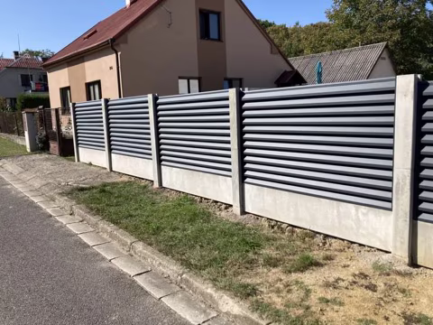 Hliníkový plot, realizace 16