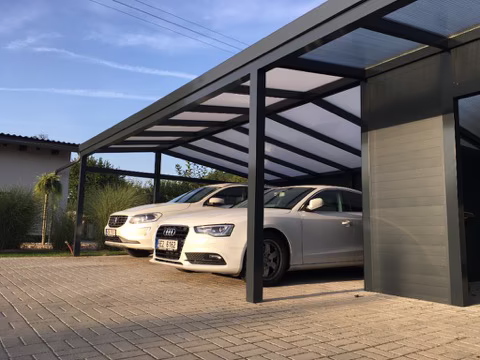 Hliníkový přístřešek na auto PROFI od ALcentrum, realizace 170