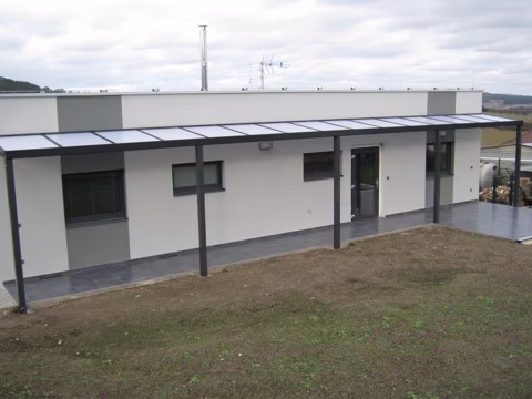 Hliníkový přístřešek nad dveře od ALcentrum, realizace 62
