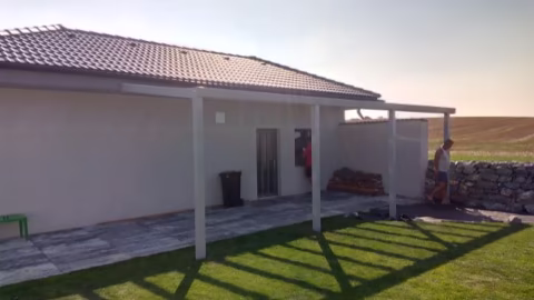 DELUXE hliníková pergola, realizace 200
