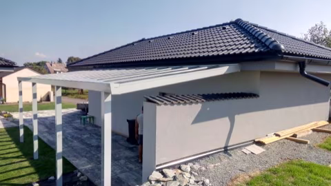 DELUXE hliníková pergola, realizace 202
