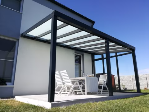 DELUXE hliníková pergola, realizace 220