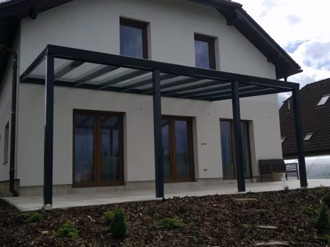 DELUXE hliníková pergola, realizace 23