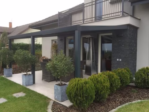 DELUXE hliníková pergola, realizace 35
