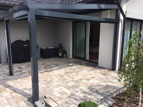 Stínění pro hliníkovou pergolu, realizace 40