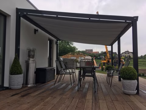 Stínění pro hliníkovou pergolu, realizace 74