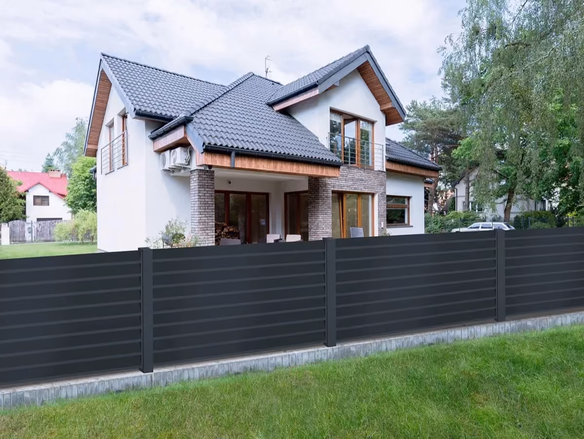 Hliníkový plot Kosodélník